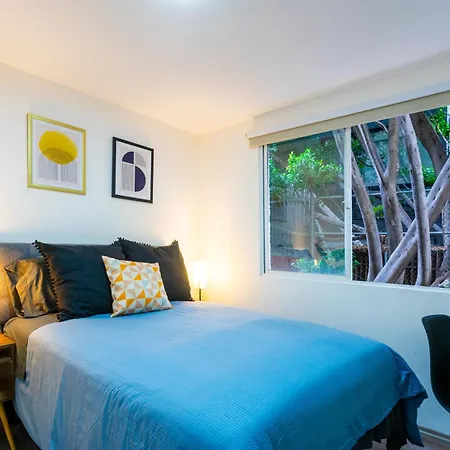 Private Room #1 In A 4 Bedroom Guest House In Roma Norte, Mexico City