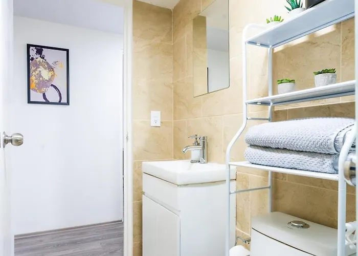 Private #1 In A 4 Bedroom In Roma Norte, Guest house Mexico City