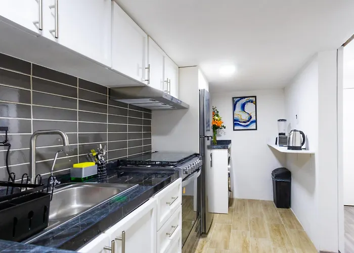Guest house Private #1 In A 4 Bedroom In Roma Norte, Mexico City
